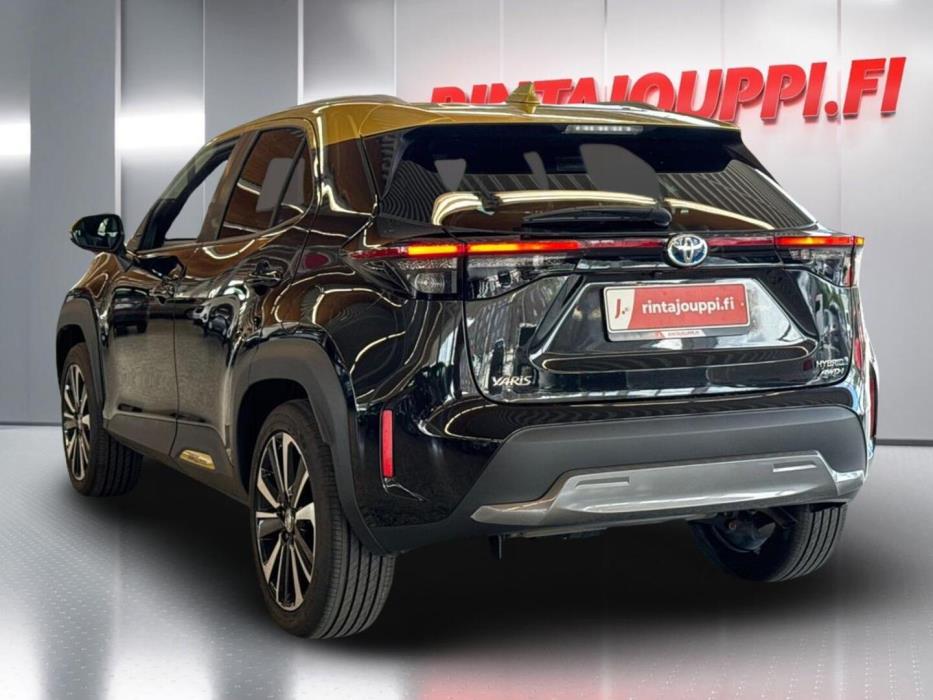 TOYOTA Yaris Cross 2022