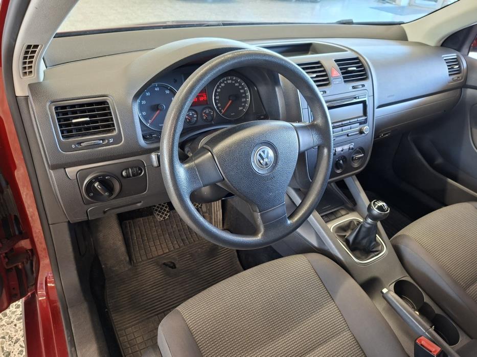 VOLKSWAGEN Jetta 2009