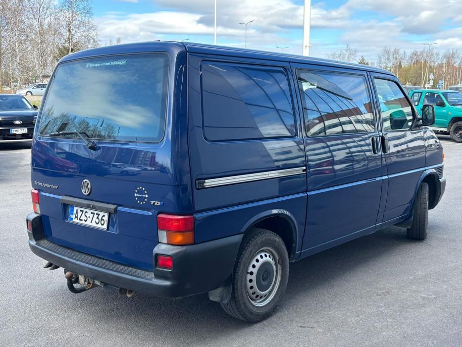 VOLKSWAGEN Transporter 2002