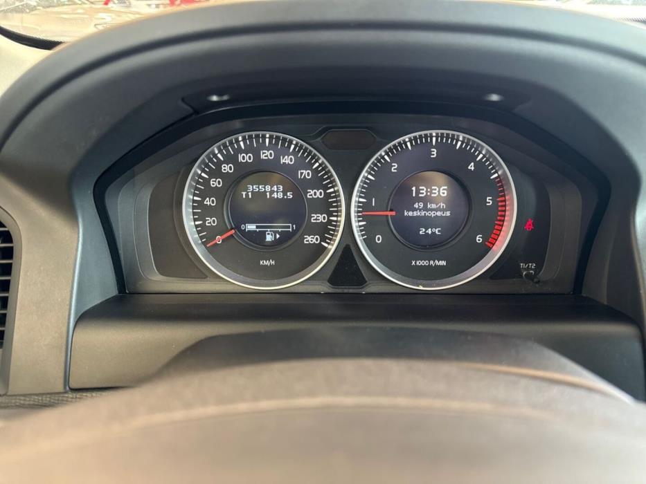 VOLVO XC60 2012