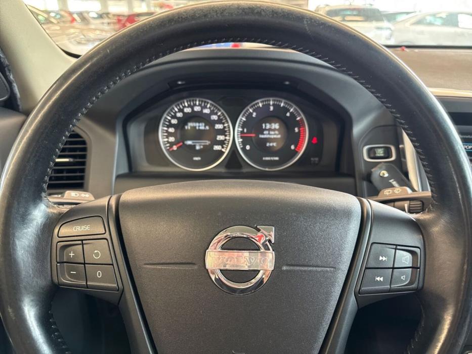 VOLVO XC60 2012