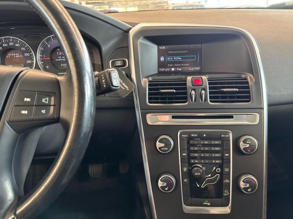 VOLVO XC60 2012