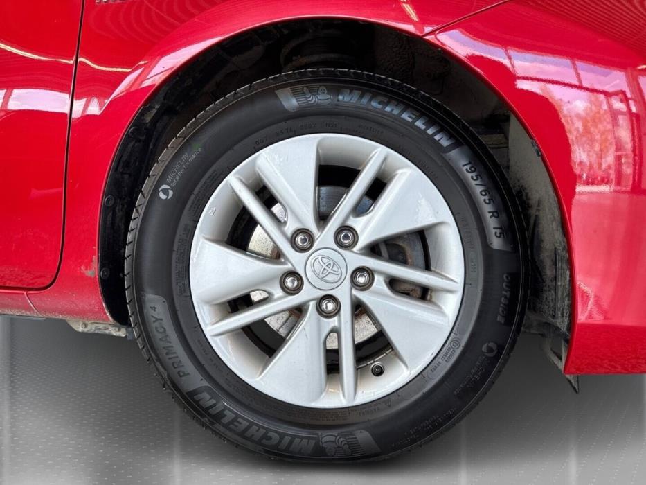 TOYOTA Auris 2014