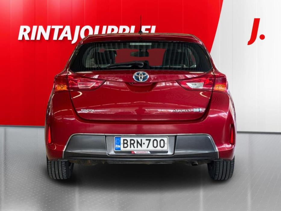TOYOTA Auris 2014