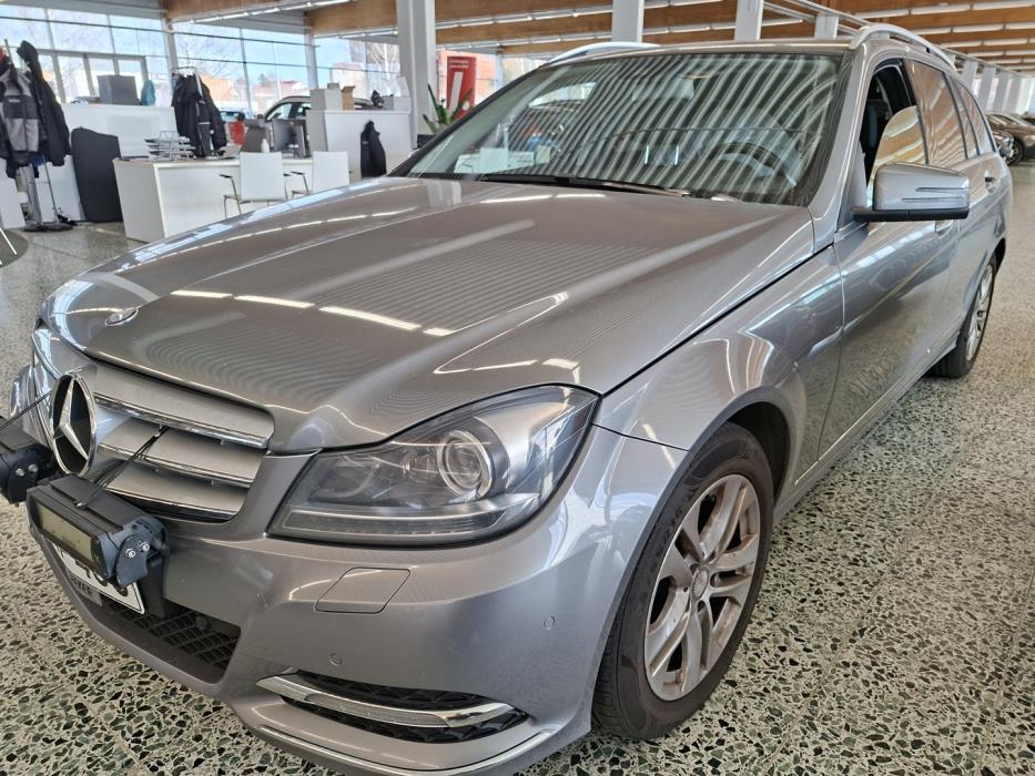 MERCEDES-BENZ C 2014
