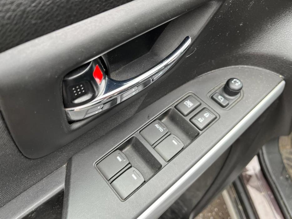 SUZUKI SX4 S-Cross 2014