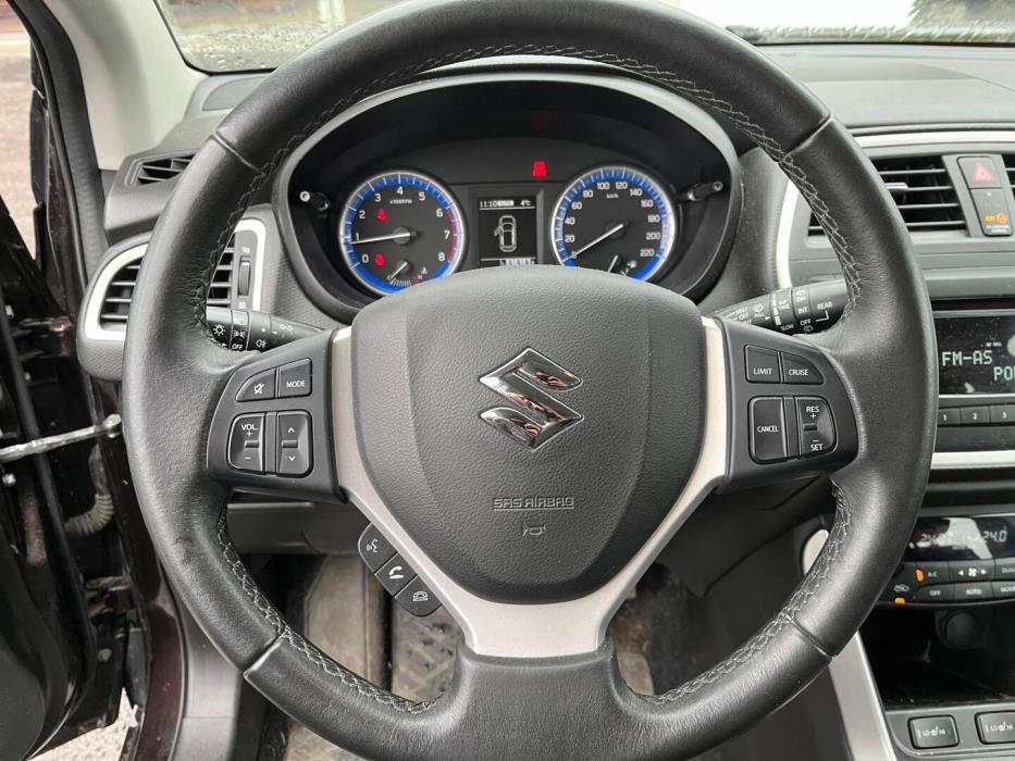 SUZUKI SX4 S-Cross 2014
