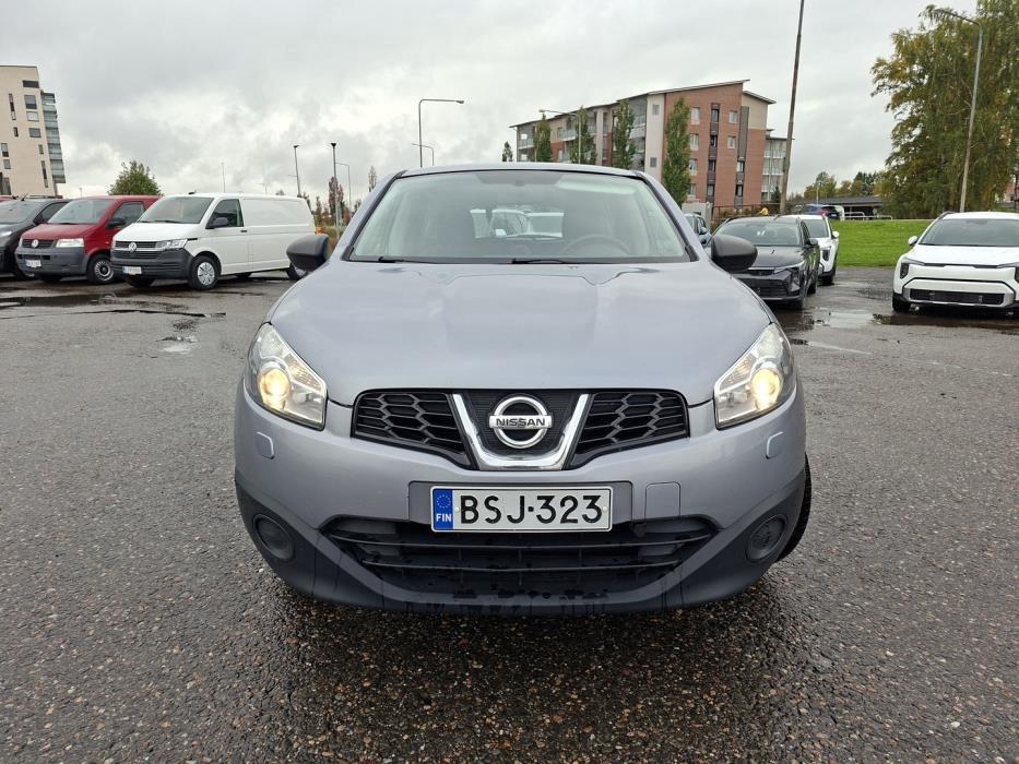 NISSAN Qashqai 2012