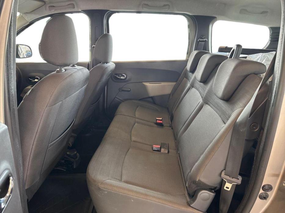 DACIA Lodgy 2015