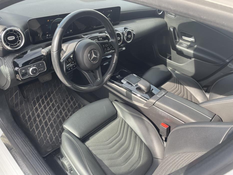 MERCEDES-BENZ A 2019