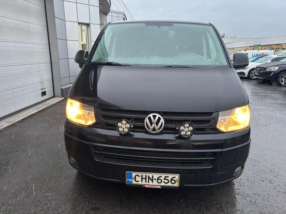VOLKSWAGEN Transporter 2010