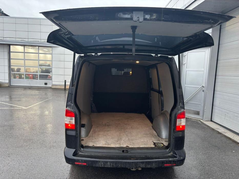 VOLKSWAGEN Transporter 2010