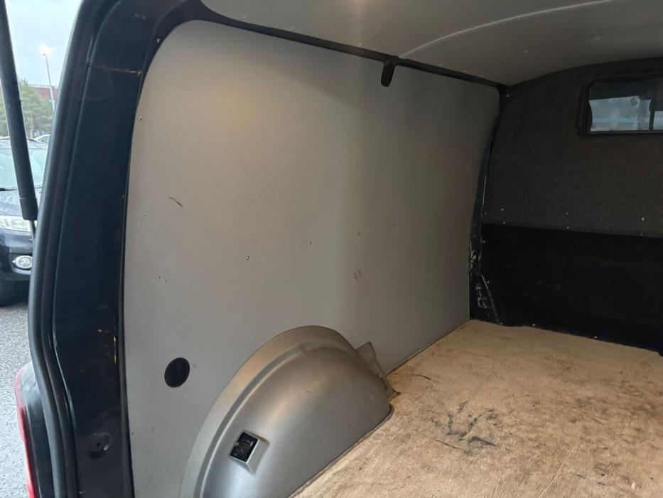 VOLKSWAGEN Transporter 2010