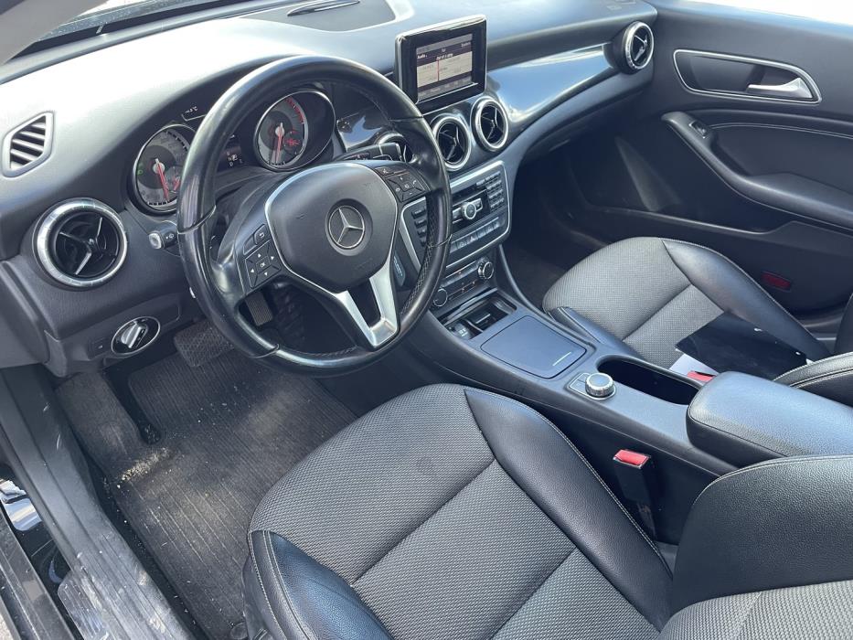 MERCEDES-BENZ CLA 2013