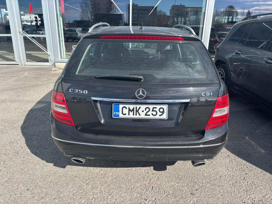 MERCEDES-BENZ C 2012