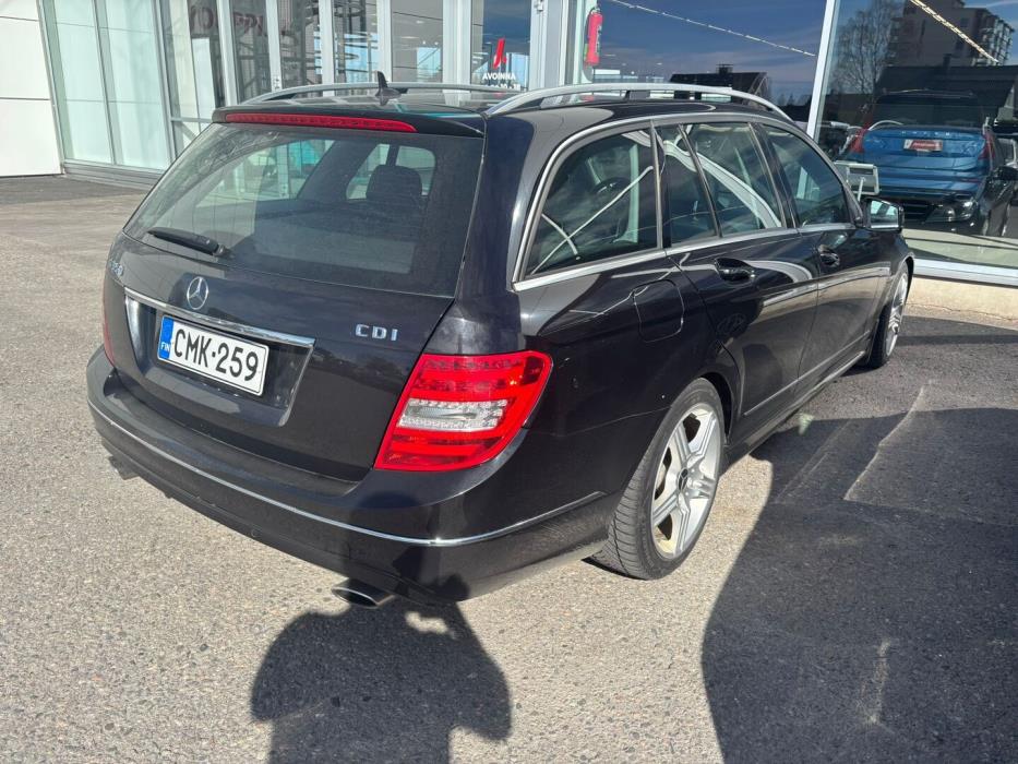 MERCEDES-BENZ C 2012