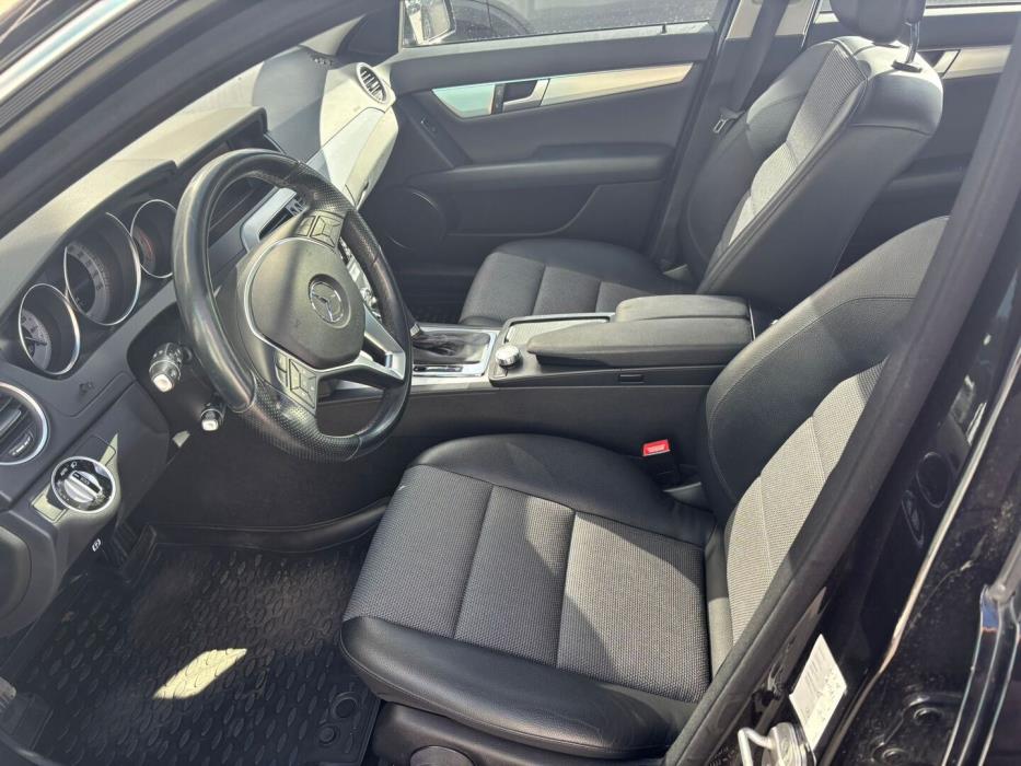 MERCEDES-BENZ C 2012