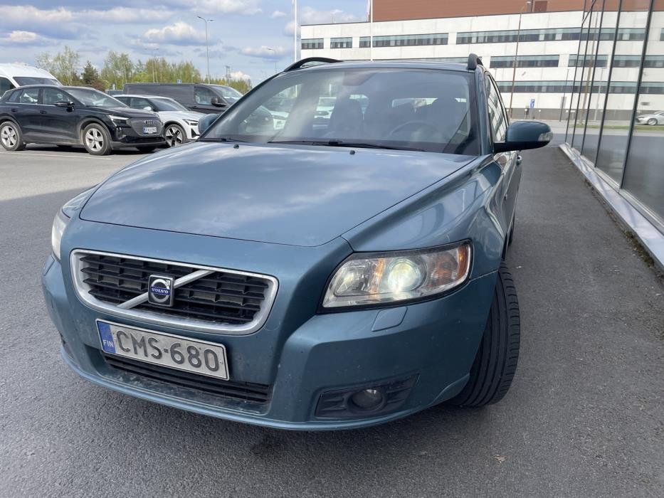 VOLVO V50 2009
