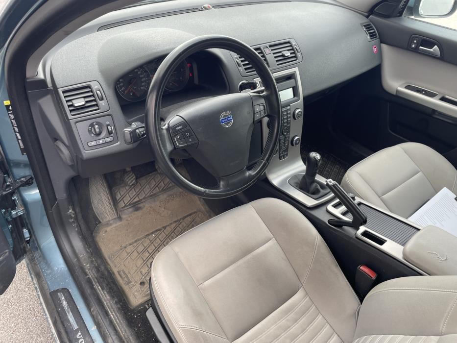 VOLVO V50 2009