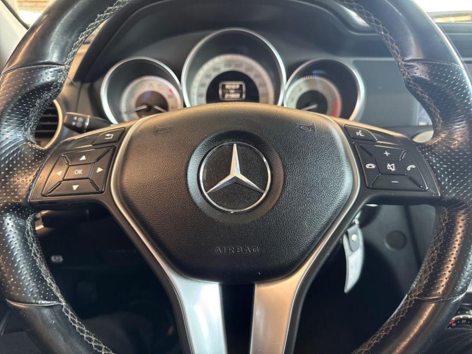 MERCEDES-BENZ C 2011