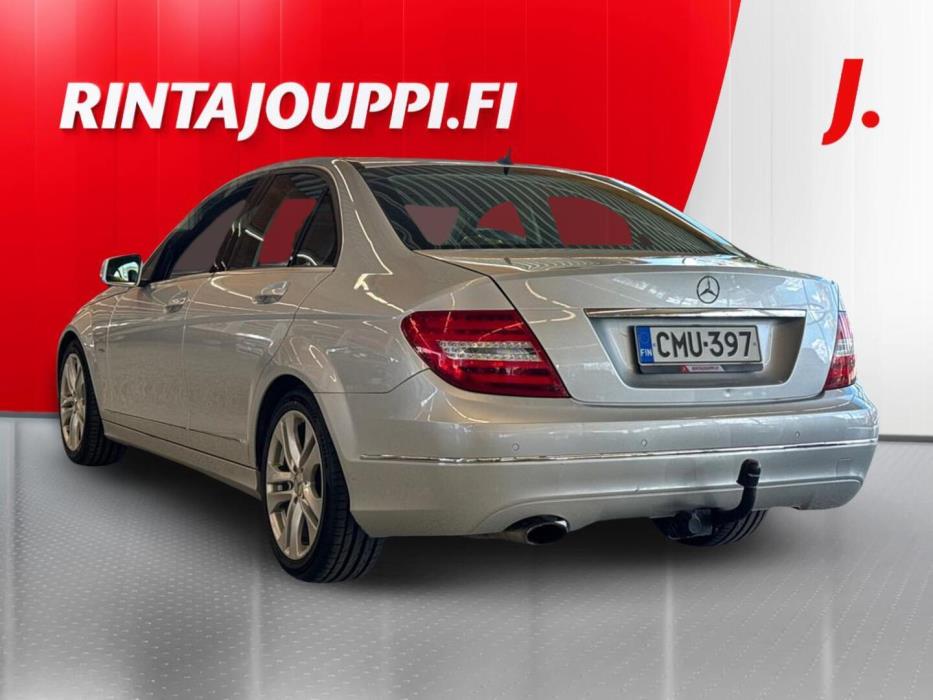 MERCEDES-BENZ C 2011