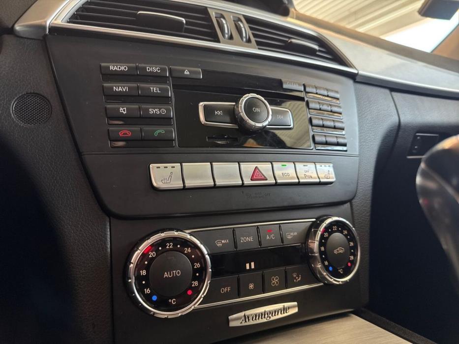 MERCEDES-BENZ C 2011
