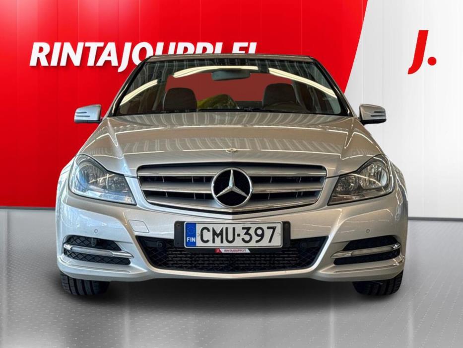 MERCEDES-BENZ C 2011