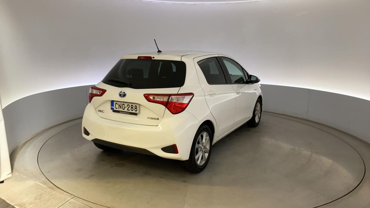 TOYOTA Yaris 2019