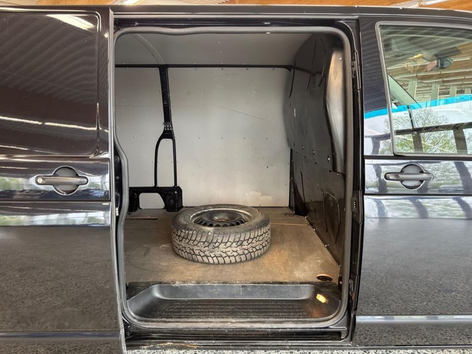 VOLKSWAGEN Transporter 2016