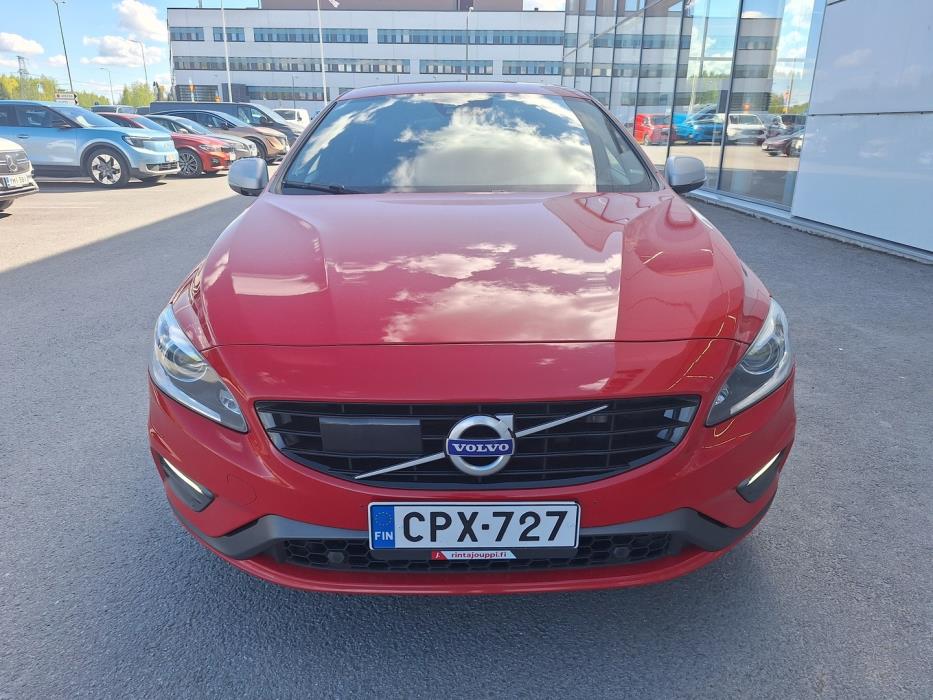 VOLVO V60 2017