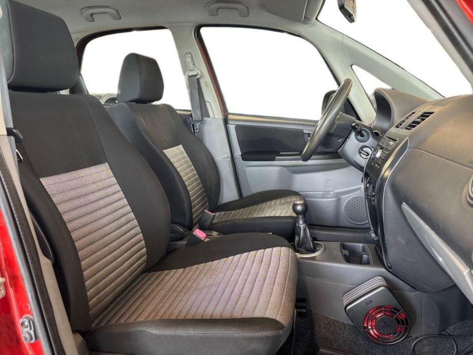 SUZUKI SX4 2010