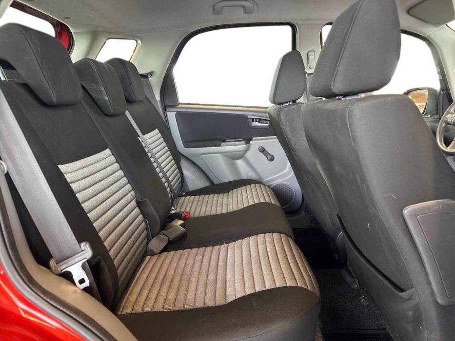 SUZUKI SX4 2010