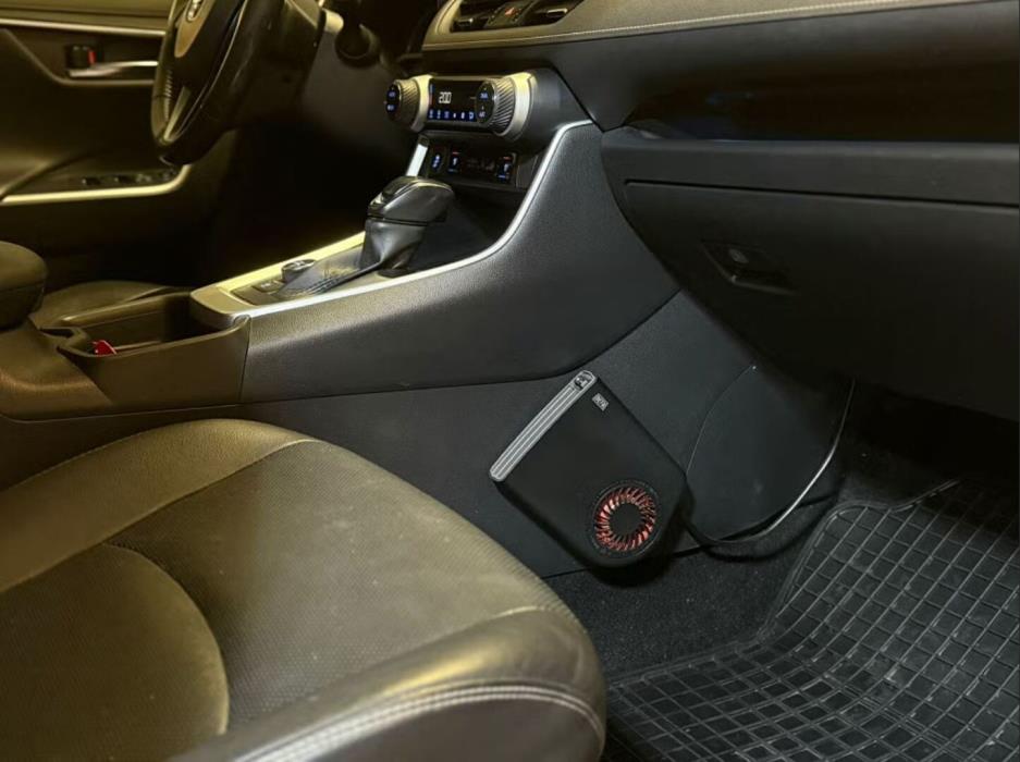 TOYOTA RAV4 2021