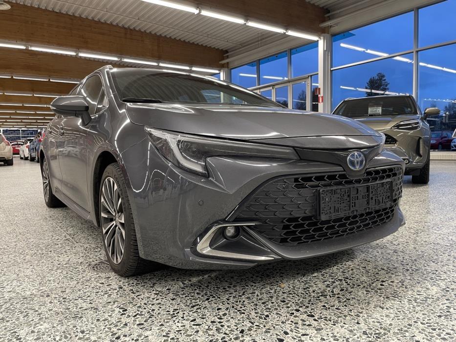 TOYOTA COROLLA 2024