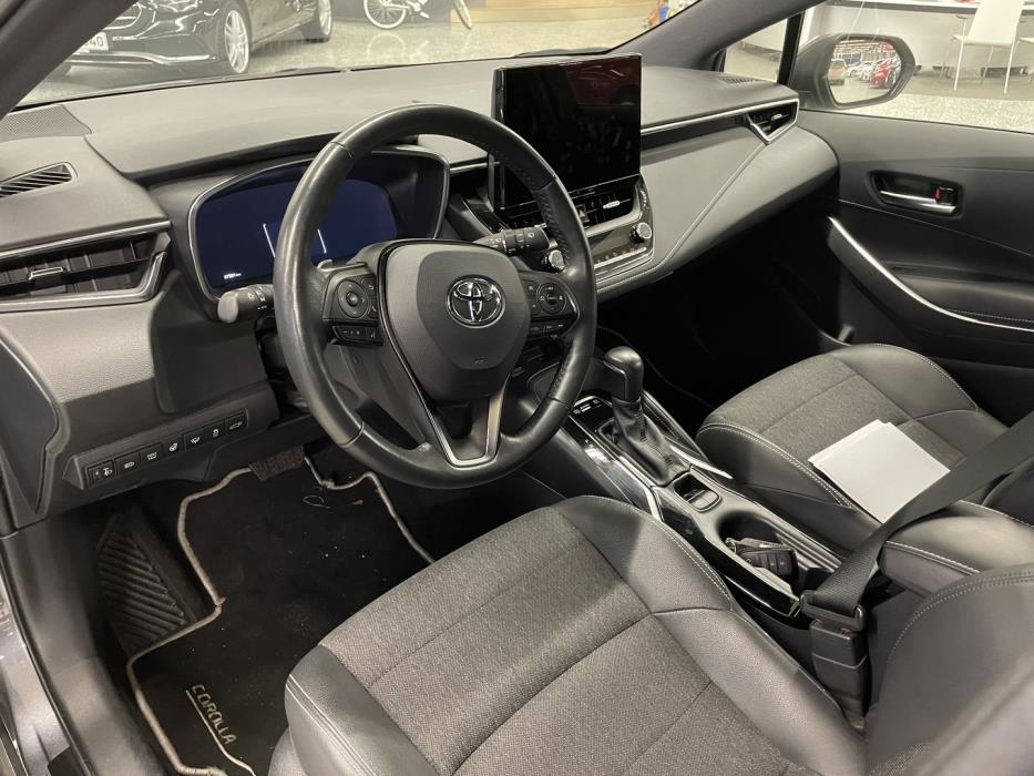 TOYOTA COROLLA 2024