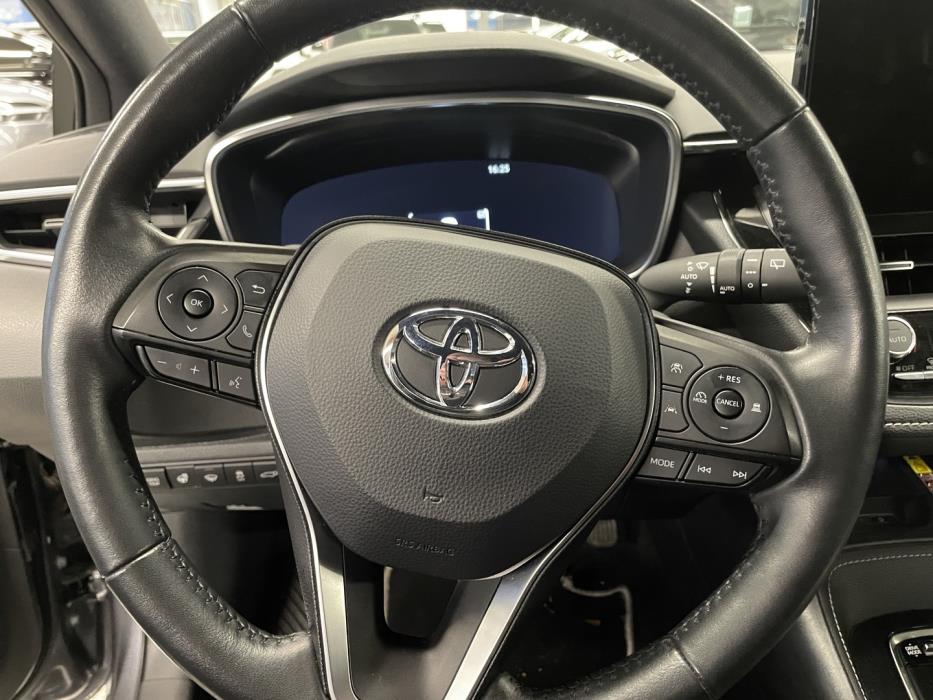 TOYOTA COROLLA 2024