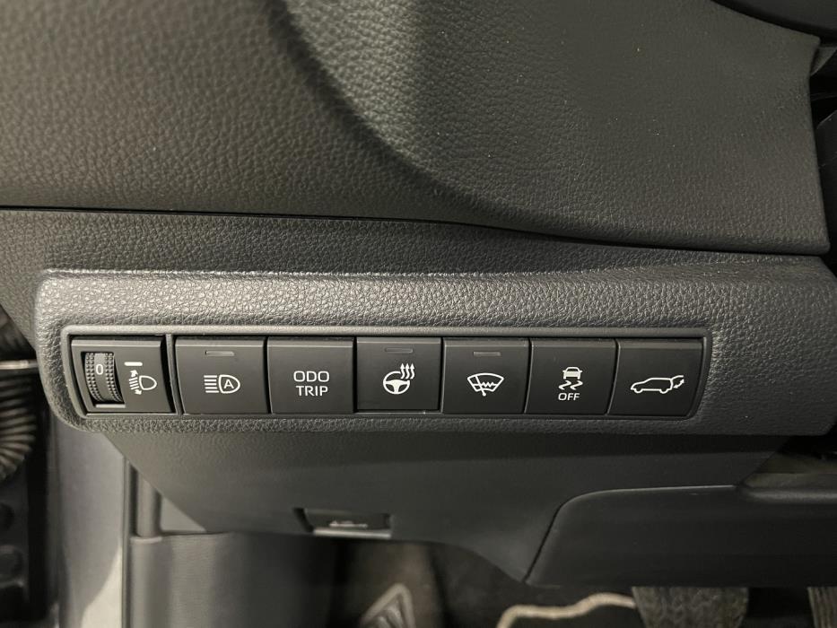 TOYOTA COROLLA 2024