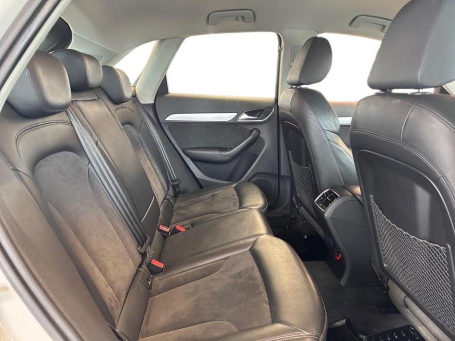 AUDI Q3 2016