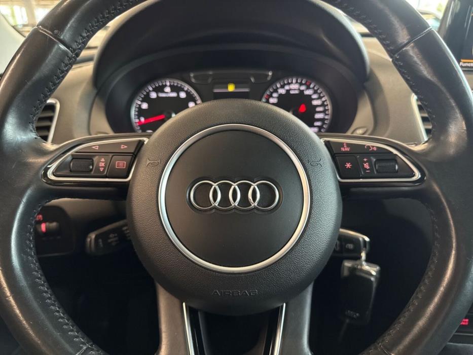 AUDI Q3 2016