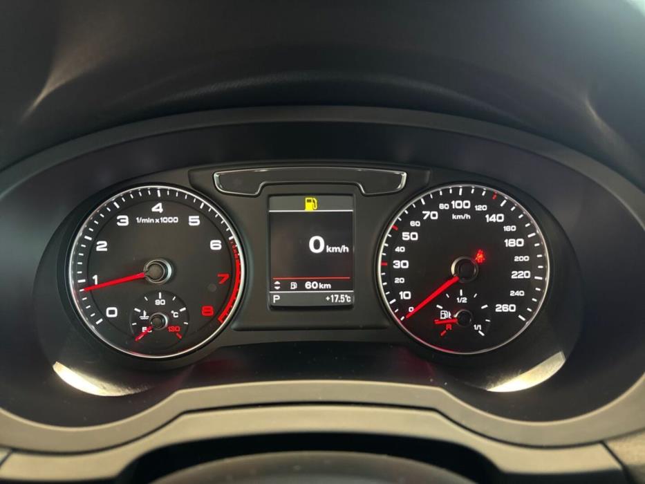 AUDI Q3 2016