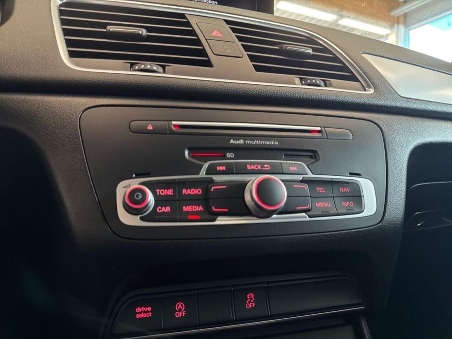 AUDI Q3 2016