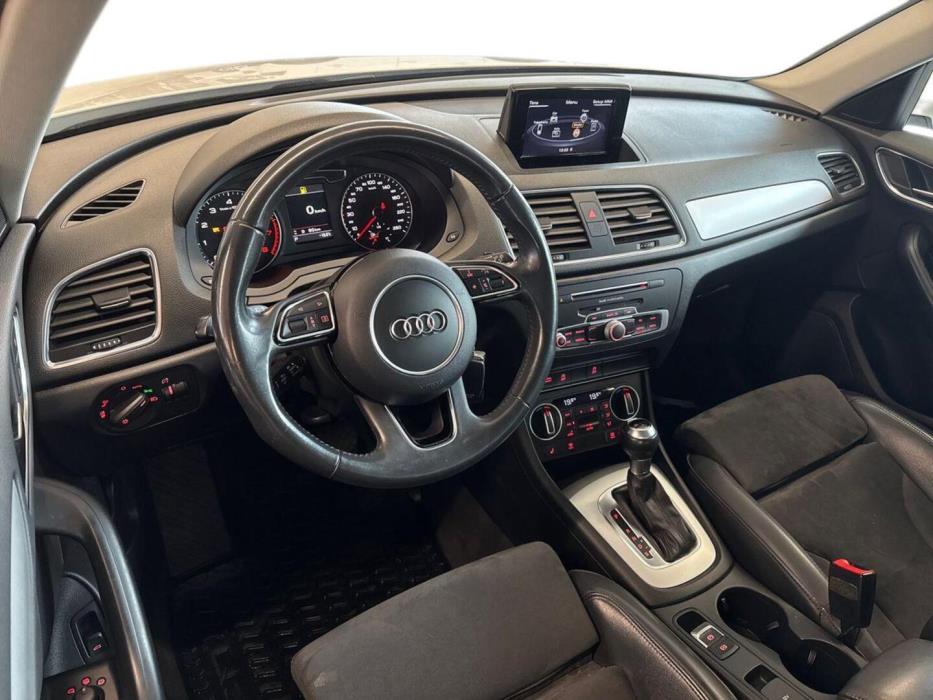 AUDI Q3 2016