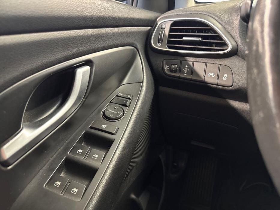 HYUNDAI i30 Fastback 2018