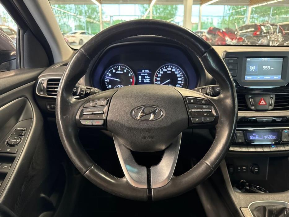 HYUNDAI i30 Fastback 2018