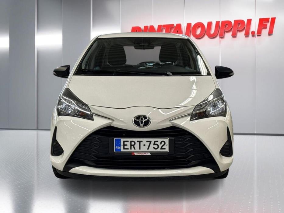 TOYOTA Yaris 2019