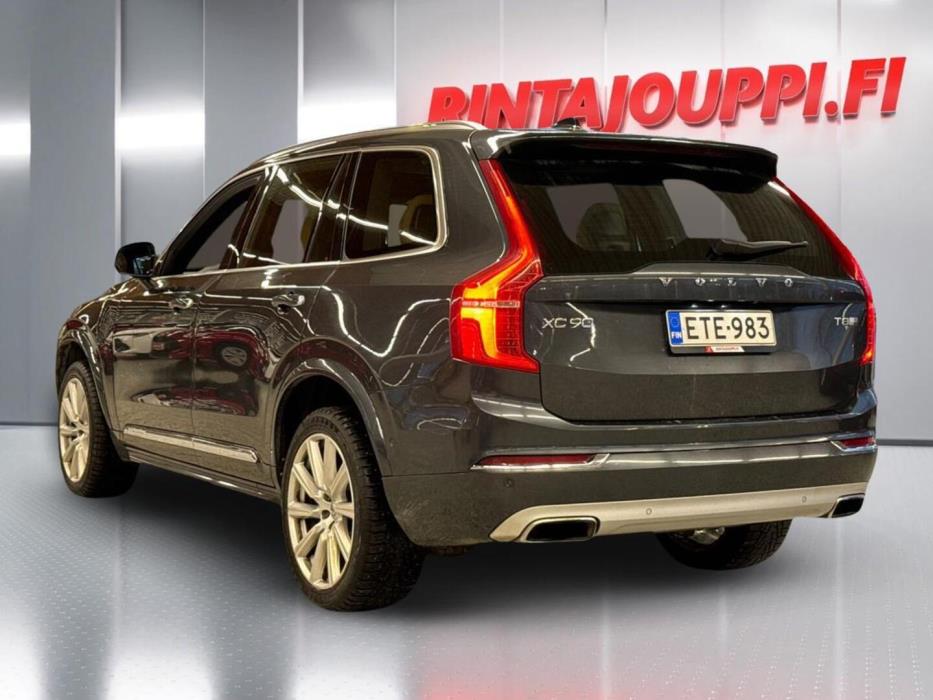 VOLVO XC90 2016