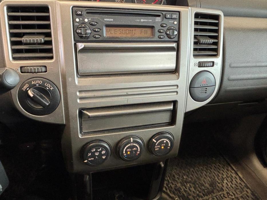 NISSAN X-TRAIL 2006