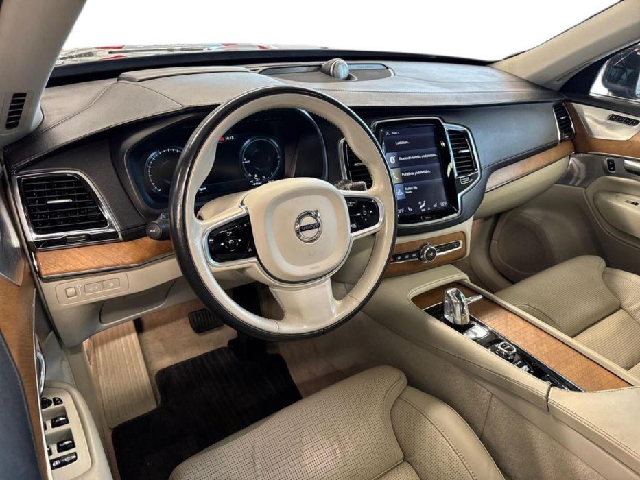 VOLVO XC90 2016