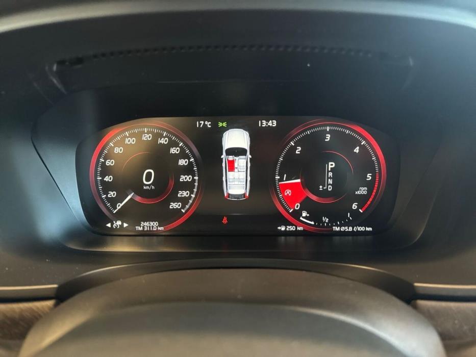 VOLVO V90 Cross Country 2018