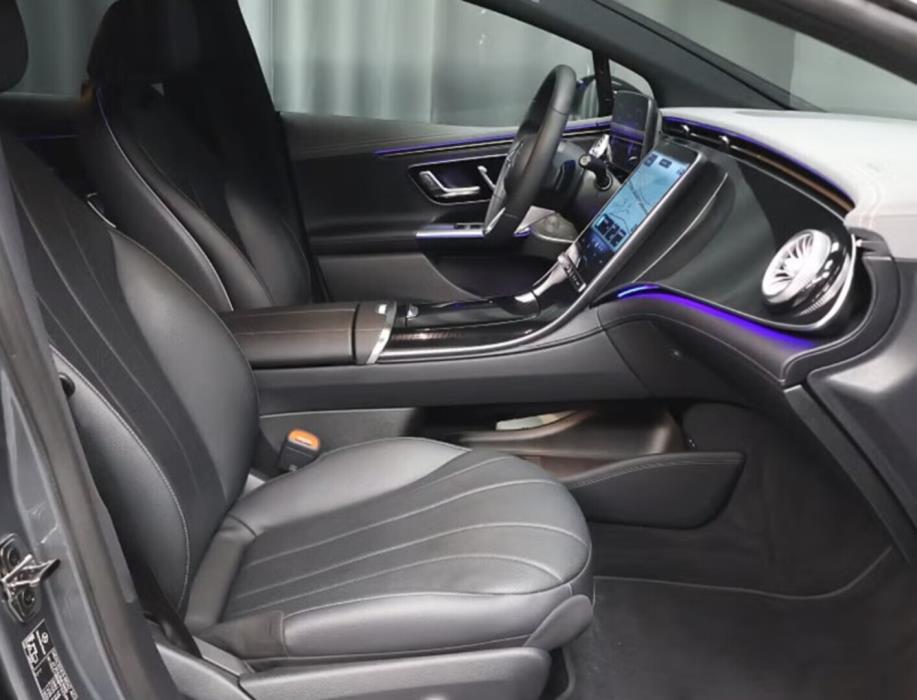 MERCEDES-BENZ EQE 2023